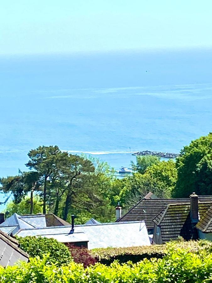 One Of The Best Properties In Lyme! Breathtaking Views Across The Whole Bay. 3 Stories With 2 Tier Veranda Around The Property. Sleeps 6 Lyme Regis Eksteriør bilde