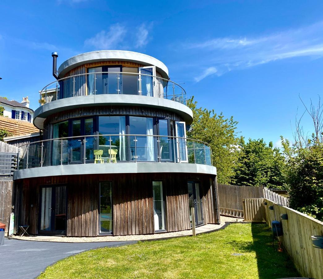 One Of The Best Properties In Lyme! Breathtaking Views Across The Whole Bay. 3 Stories With 2 Tier Veranda Around The Property. Sleeps 6 Lyme Regis Eksteriør bilde